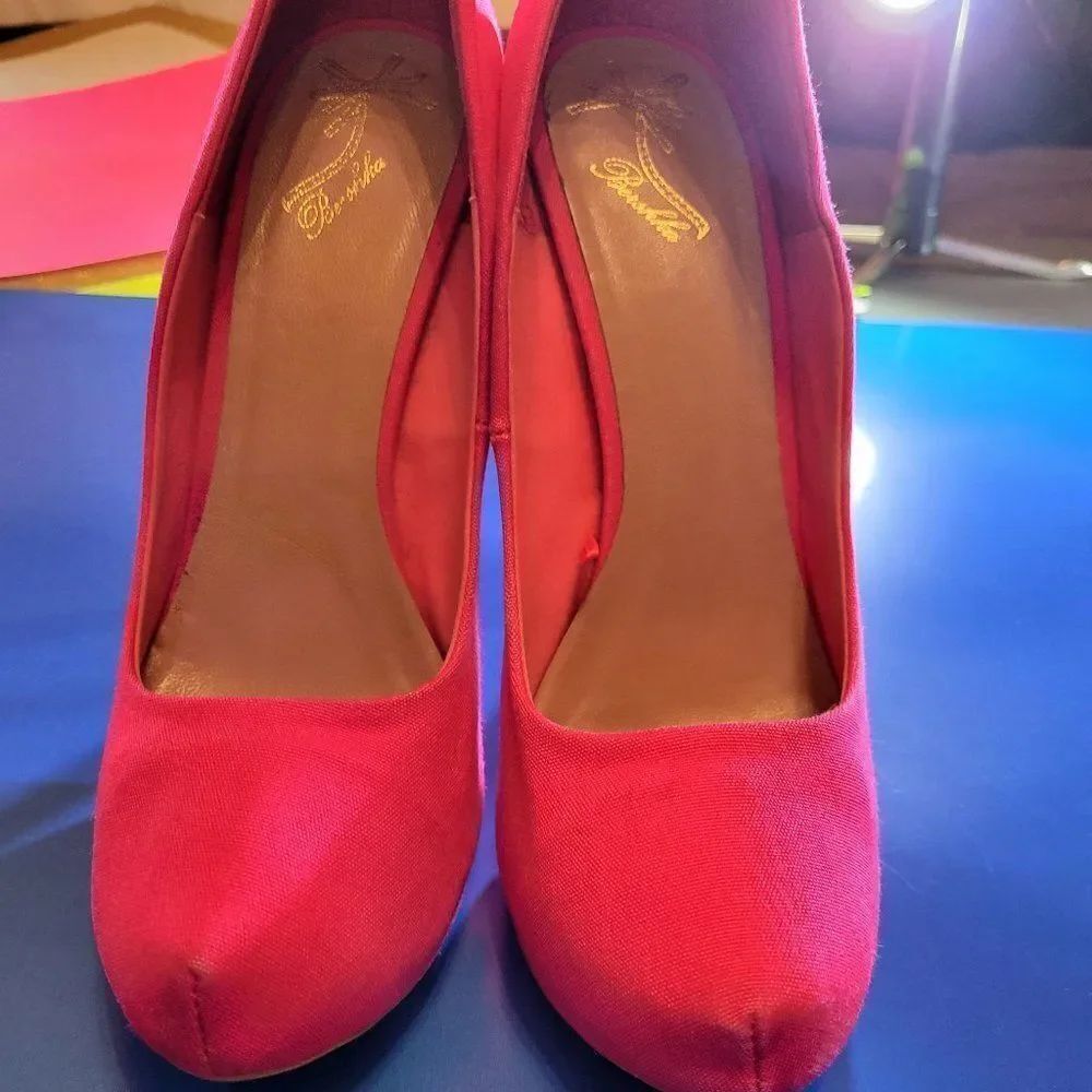 BERSHKA NEON PINK HIGH HEEL STILETTOS PUMP SHOES
